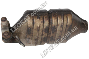 LEOKAT Викуп каталізаторів - Audi - Volkswagen - Audi S8 4.2 - V8 (D2) - Кераміка - 4D0131701DQ 4D0178AN