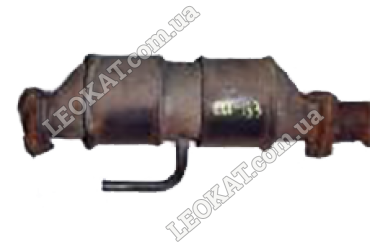 LEOKAT Викуп каталізаторів - Audi - Volkswagen -  - Кераміка - 551317011 Airpipe in middle (space for two 3" bricks but only one brick present in sample 1)