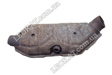 LEOKAT Викуп каталізаторів - Ford -  - Кераміка - 2M5245 BAC OPPOSITE SLANTED SENSOR