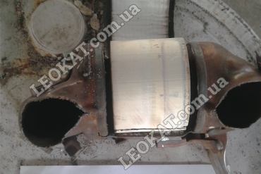 LEOKAT Викуп каталізаторів - Mazda -  - Кераміка - PY12 1 SENSOR