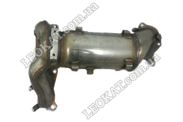 LEOKAT Викуп каталізаторів - Nissan -  - Кераміка - 1414325X FA1235610103; FA1235610114. 9" brick chamber built half w/ 4-pipe manifold. HC brick has hexagonal holes.